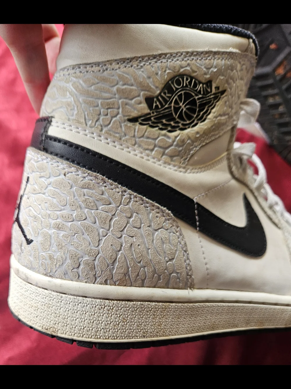 Air Jordan 1 Retro High Top White Elephant Print Adult 11 Shoes Sneakers RARE!